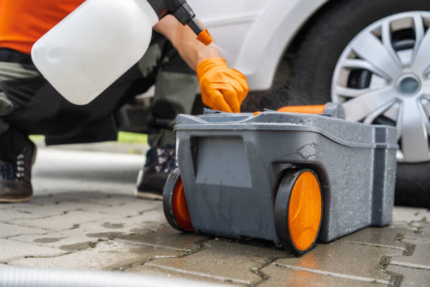 Best Portable toilet rental cost  in Algoma, WI